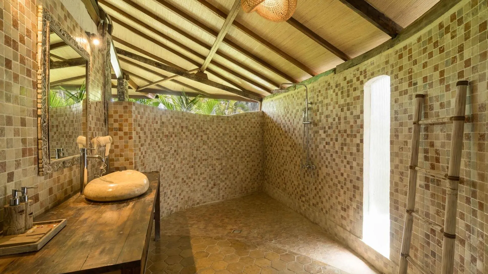La Joya Biu Biu Resort Jimbaran